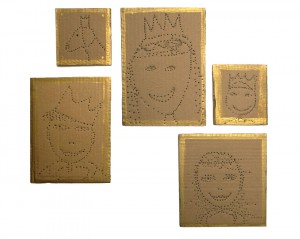 Retratos de familia perforados