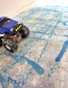 Pintar con las ruedas de los coches