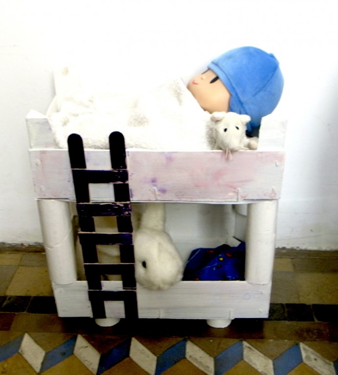 Fruit crate doll's bed