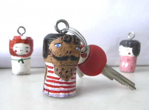 Floating cork key ring