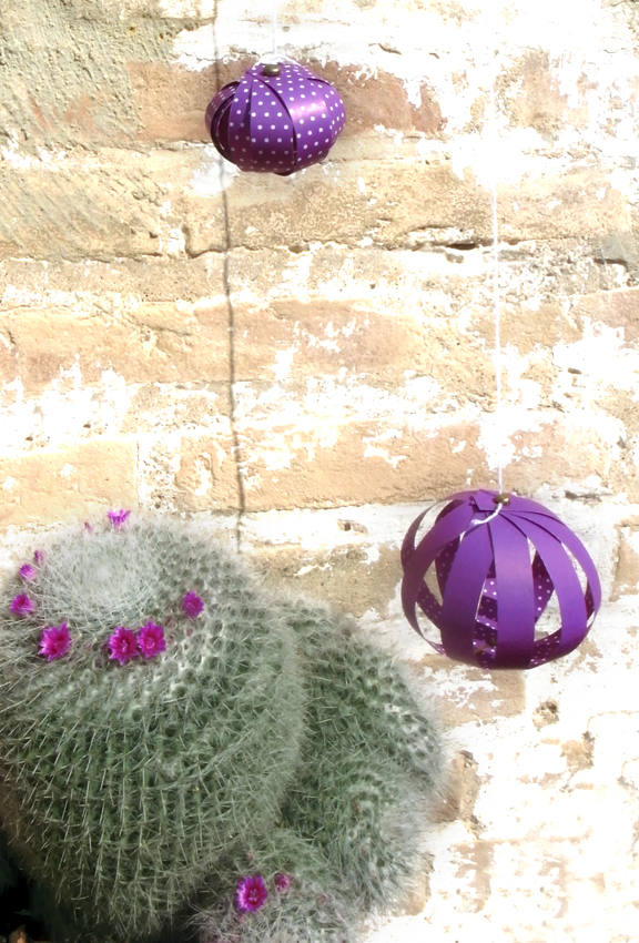 Paper strip globes