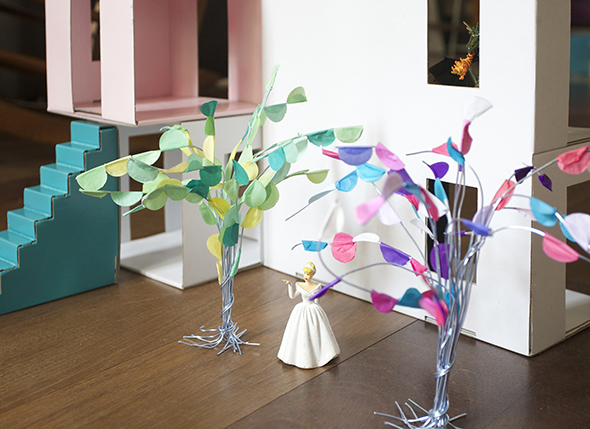 Árboles de alambre para la casa de muñecas