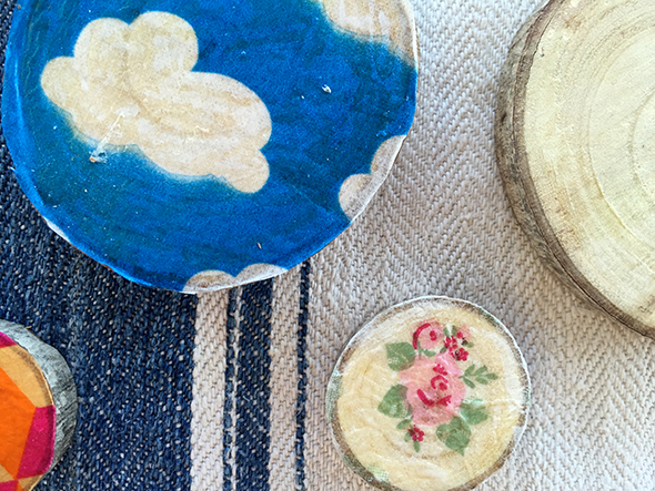 holzscheiben técnica de la servilleta rodajas de madera napkin technique wood slices serviettentechnik kids kinder niños manualidad basteln craft pendant kinder kids servietten technik 3