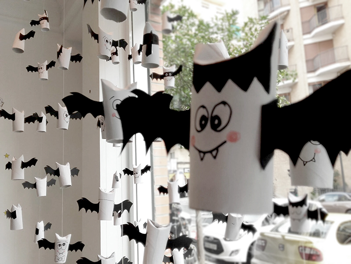 Fledermäuse im Schaufenster
